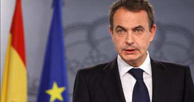 Zapatero: "ETA ha volgut interferir en la voluntat de les urnes, però els ciutadans no accepten reptes"