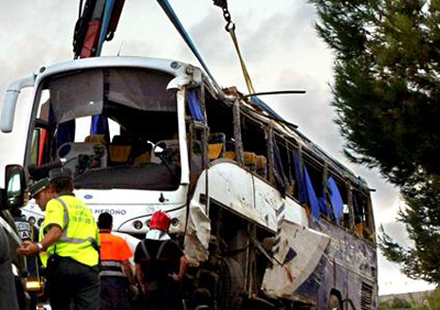 Vuit morts i 40 ferits en un accident d'autocar a Orpesa, a Castelló