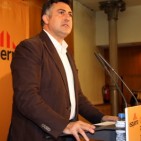 Puigcercós reclama la gestió del Prat perquè troba franquista el model d'AENA<br/>