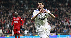 Di María celebra el gol que ha donat la victòria al Madrid. (Foto: Reuters)