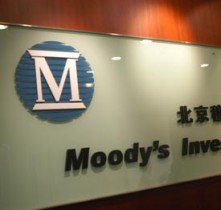 Moody's rebaixa la qualificació del deute del Principat i el País Valencià