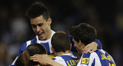 Els jugadors de l'Espanyol volen tornar a celebrar una victòria. (Foto: Reuters)