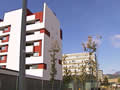 Imatge d'arxiu d'un bloc de pisos en venda a Catalunya