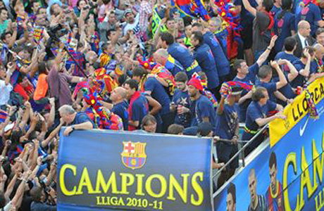 Autobús dels jugadors del Barça de la celebració