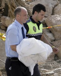 Fallecen don niños de nacionalidad italiana en una playa de Murcia