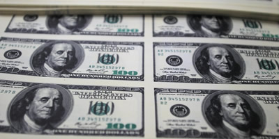 Bitllets de 100 dòlars nord-americans (Foto: Reuters)