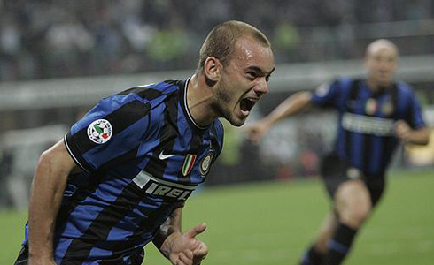 Sneijder celebra el gol de l'Inter
