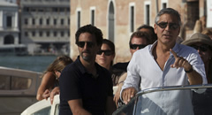 George Clooney es passeja per Venècia
