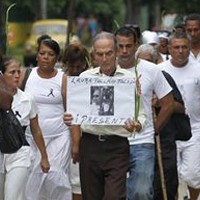 Per primera vegada des de 2003, les Damas de Blanco han permès que homes secundin la manifestació per agrair el seu suport al moviment ja Pollán, en una marxa silenciosa que ha recorregut la Cinquena Avinguda de l'Havana com cada diumenge des de fa poc més de vuit anys.