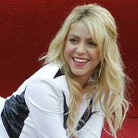 Shakira ha inaugurat la seva estrella al passeig de la Fama i s'ha mostrat molt orgullosa, encara que no ha pogut compartir l'experiència amb Gerard Piqué, concentrat amb el seu equip.