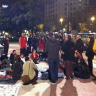 Un grup d'indignats vol tornar a ocupar la plaça de Catalunya durant la campanya
