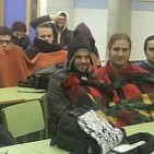 L'alumne expulsat d'Almassora al Facebook: 'Estàvem en mantes perquè teníem fred'