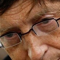 El cofundador de Microsoft, Bill Gates, ha assegurat en una entrevista que els impostos als EUA &quot;haurien de pujar per als rics i no per a la resta&quot; perquè això &quot;és el just&quot;. A més, considera que ell &quot;no creu que està pagant prou&quot;.