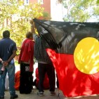 Caps aborígens australians exigeixen al govern respecte i suport per les seves llengües