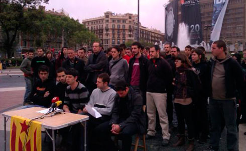 Joves acusats per la web dels mossos