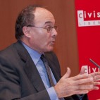 Luis Linde, un tècnic de confiança del PP, al Banc d'Espanya