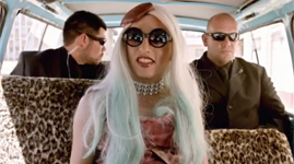 Lady Gaga en video Die Antwoord 269