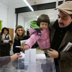 EL DUBTE DE LA PARTICIPACIÓ 
 Demà es preveu una mobilització electoral superior a la del 2010. L'interrogant és si la participació variarà gaire segons la comarca.