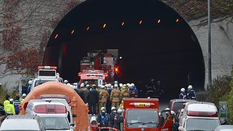 Se elevan a nueve los muertos por desplome en un túnel de autopista en Japón