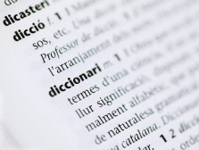 El diccionari de l'Acadèmia: dialectalitzant, incoherent...