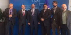  Eurodiputats catalans exposen a Schulz les claus del Procés  