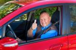 S´ha de prohibir conduir als conductors ancians? 