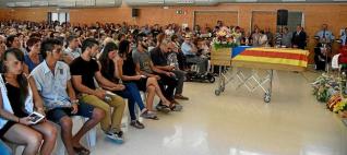 400 persones assisteixen a Monistrol al comiat de la regidora Sancristòful 