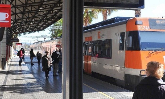 Un tren de Rodalies a l'estació de Mataró. Foto: Arxiu