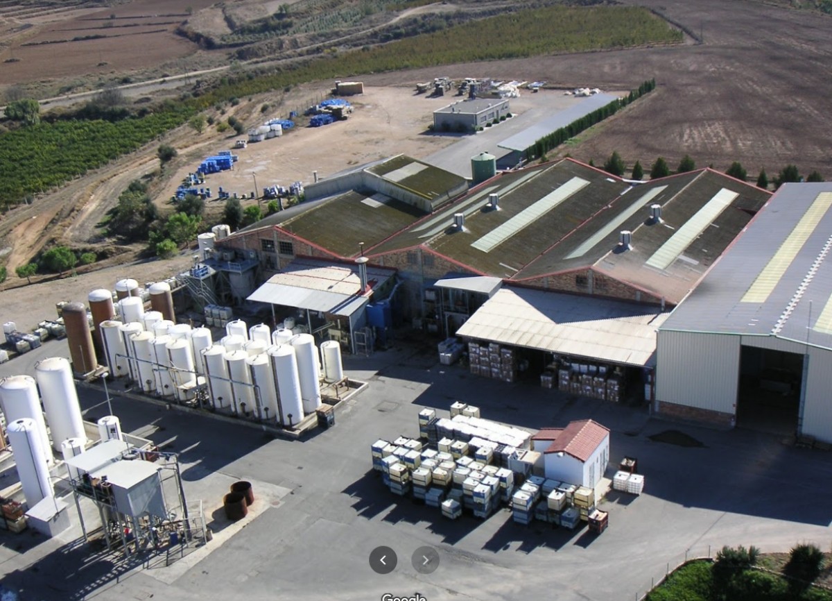 Luqsa, indústria química de fertilitzants a Montoliu, al Segrià