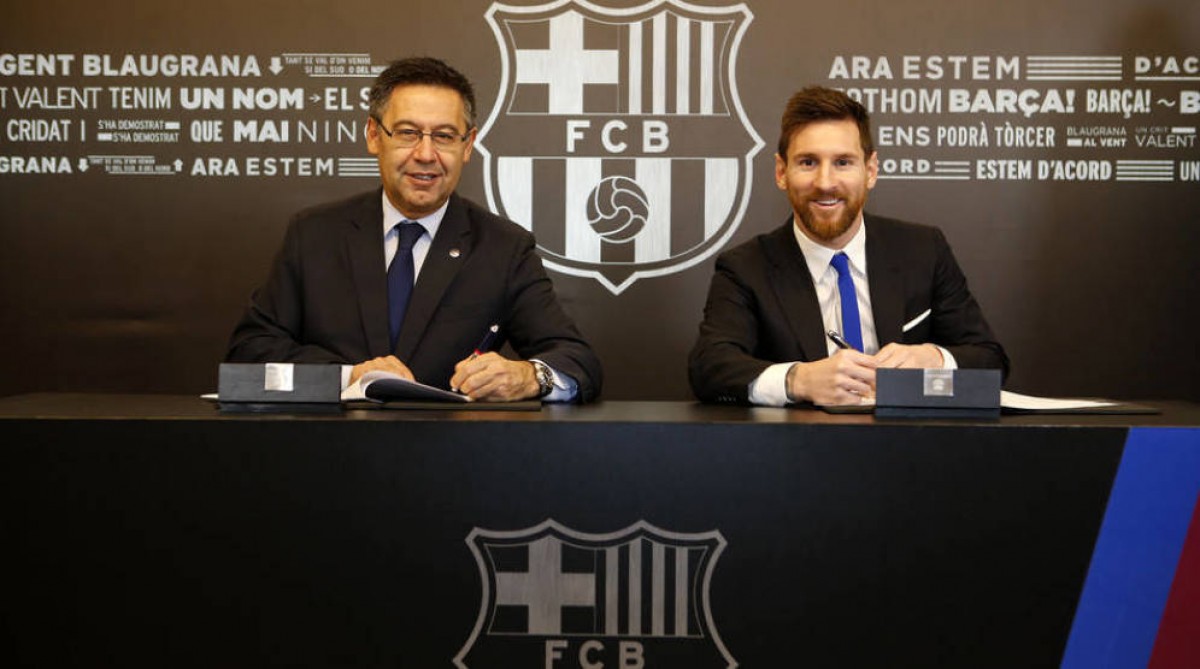 Bartomeu i Leo Messi, en la firma de l'última renovació