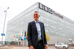 Tim lt;HIT gt;Davie lt;/HIT gt;, new Director General of the BBC, arrives at BBC Scotland in Glasgow for his first day in the role. FOTO: Andrew Milligan CORDON PRESS. PARA PAPEL PABLO