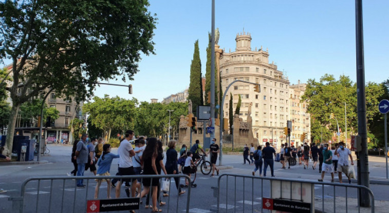 L'alcaldessa Colau torna a imposar els controvertits talls de trànsit de cap de setmana a Barcelona
