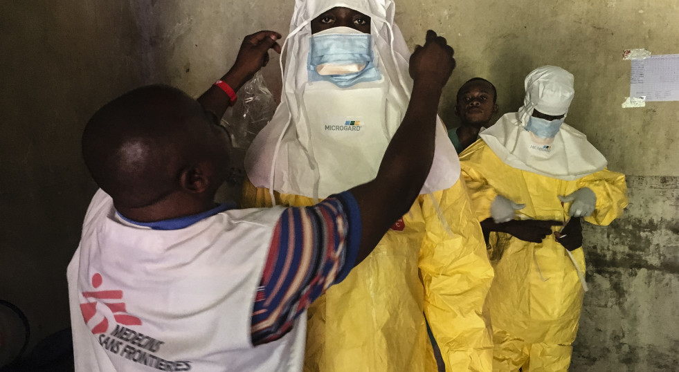 L'OMS declara l'alerta a Guinea després de quatre possibles morts per Ebola