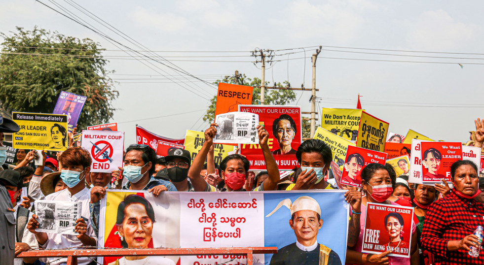 Mor la jove birmana que va ser tirotejada en una manifestació contra el cop d'estat