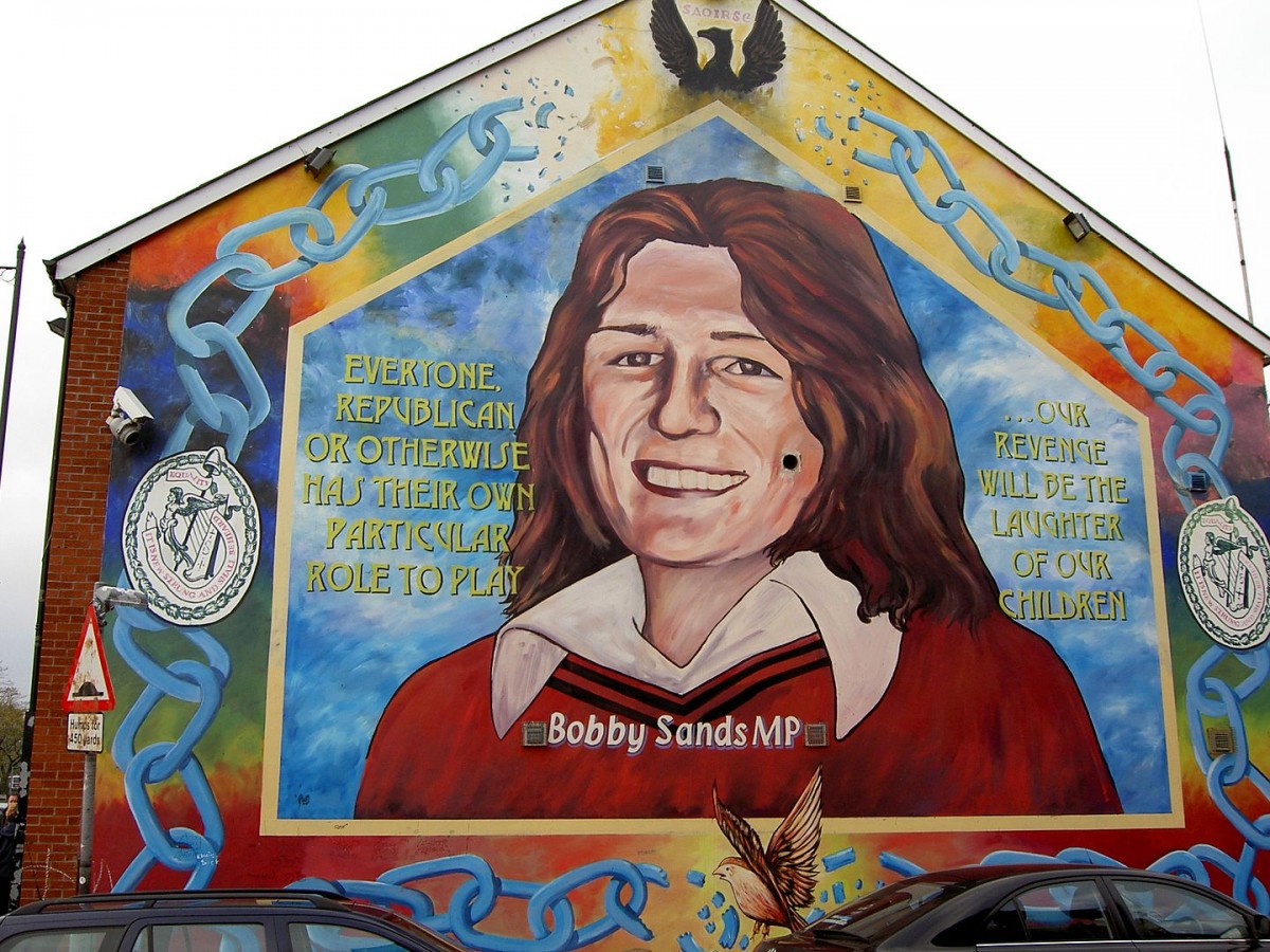 Mural a Belfast de Bobby Sands, voluntari de l’Exèrcit Republicà Irlandès mort durant la vaga de fam de 1981