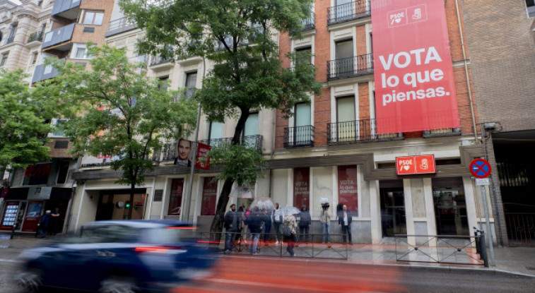 VÍDEO: El PSOE recorda les mentides del PP amb l'11M, el Prestige i l'accident del Iak 42
