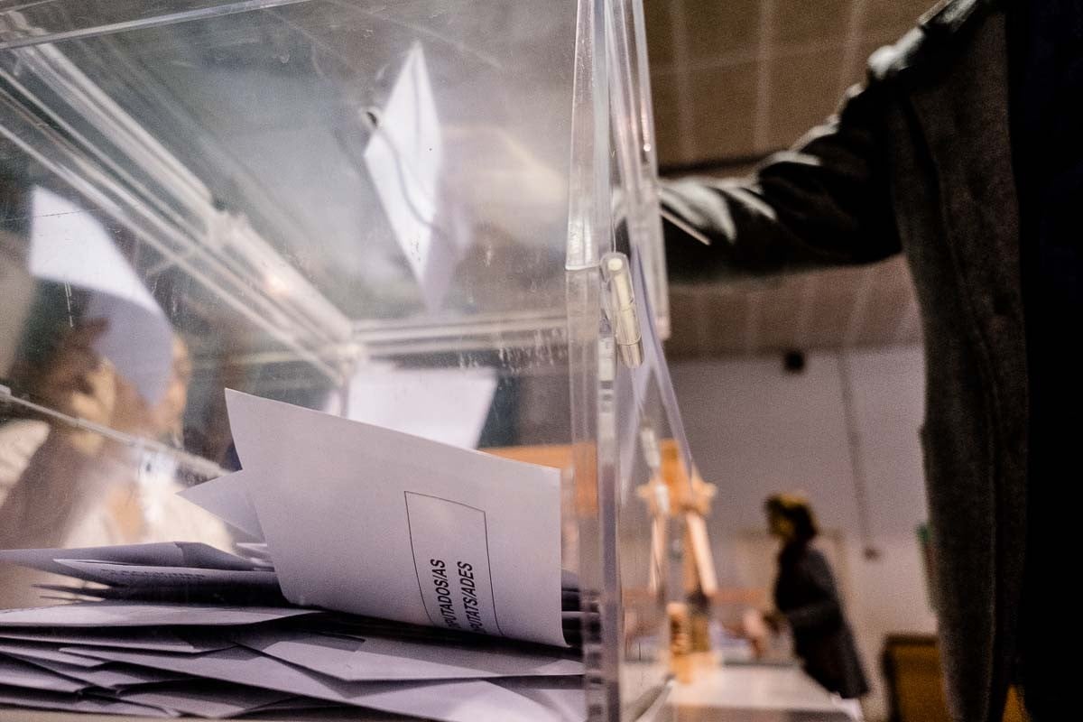Un col·legi electoral de Manlleu durant les eleccions espanyoles del 2019