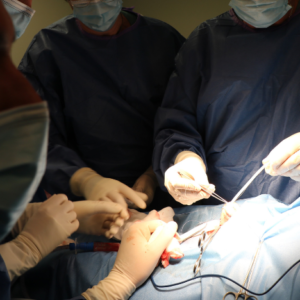 El Servei d’Urologia i el de Cirurgia Plàstica del CST participen conjuntament en dues operacions d’estenosi uretral