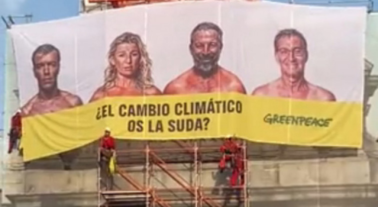 Greenpeace penja una lona que pregunta als candidats 