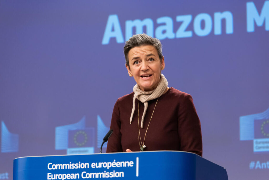 Renuncia un càrrec clau de la Comissió Europea per la “polèmica política” sobre la seva nacionalitat