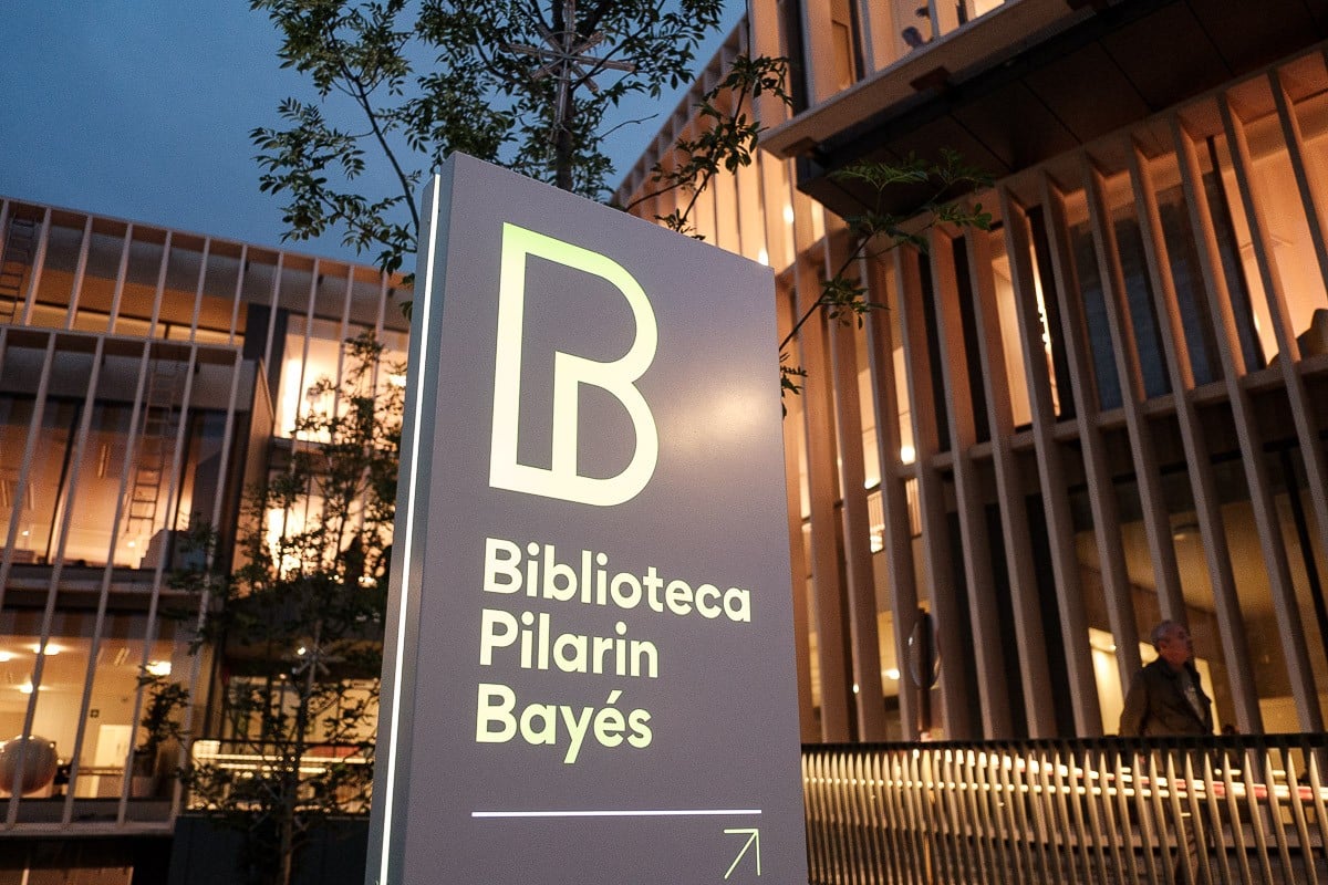 La Biblioteca Pilarin Bayés de Vic celebra el primer any d'obertura.